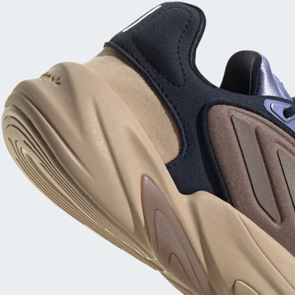 Adidas Onelia - Picture 7 of 10